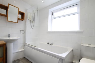 3 bed flat, Kelvin Grove, Sandyford, Newcastle, NE21RL - Image 4